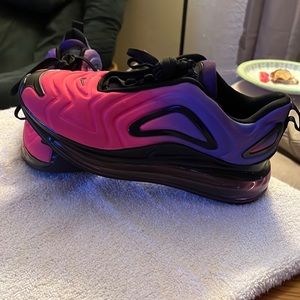 Nike Air Max 720 “Sunset” size women’s 8 us